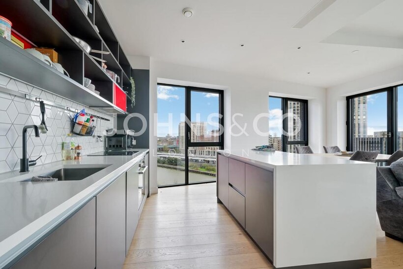 Echo House, London City Island... 2 bed apartment to rent - £2,999 pcm (£692 pw)