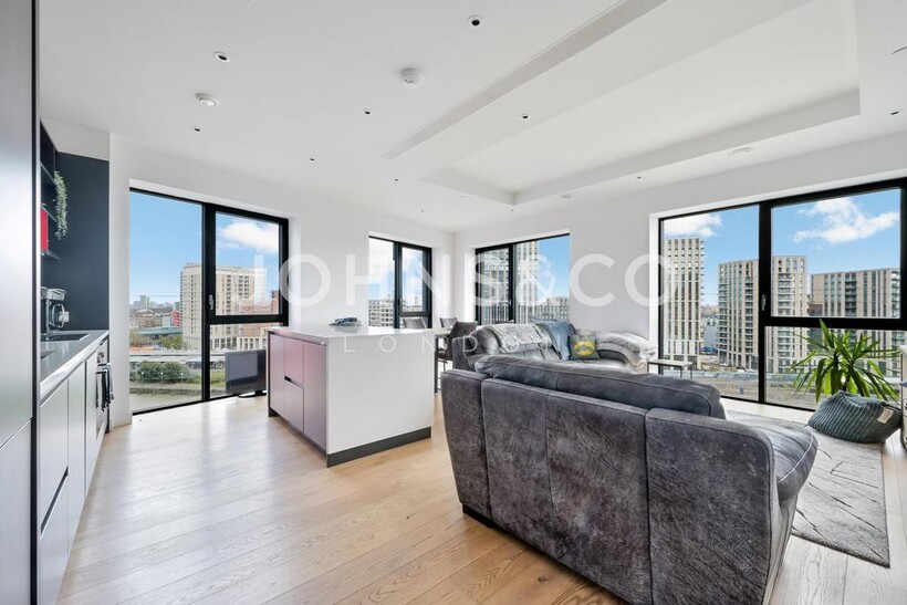Echo House, London City Island... 2 bed apartment to rent - £2,999 pcm (£692 pw)