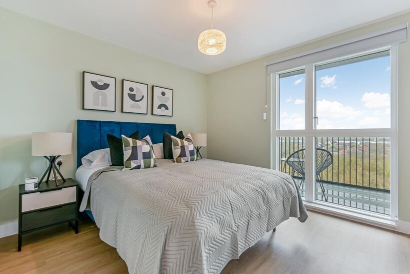 Enigma Square, Milton Keynes Milton... 1 bed apartment to rent - £1,445 pcm (£333 pw)