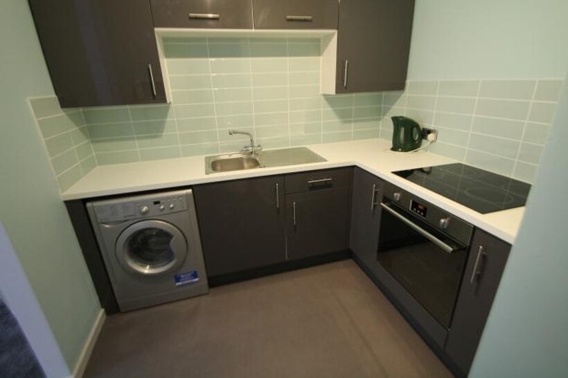 Clarendon Road, Leeds 1 bed house to rent - £724 pcm (£167 pw)