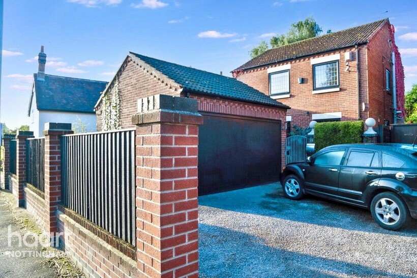 Church Road, Moorgreen, Greasley... 3 bed detached house to rent - £1,590 pcm (£367 pw)