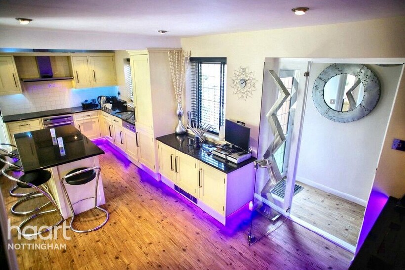 Church Road, Moorgreen, Greasley... 3 bed detached house to rent - £1,590 pcm (£367 pw)