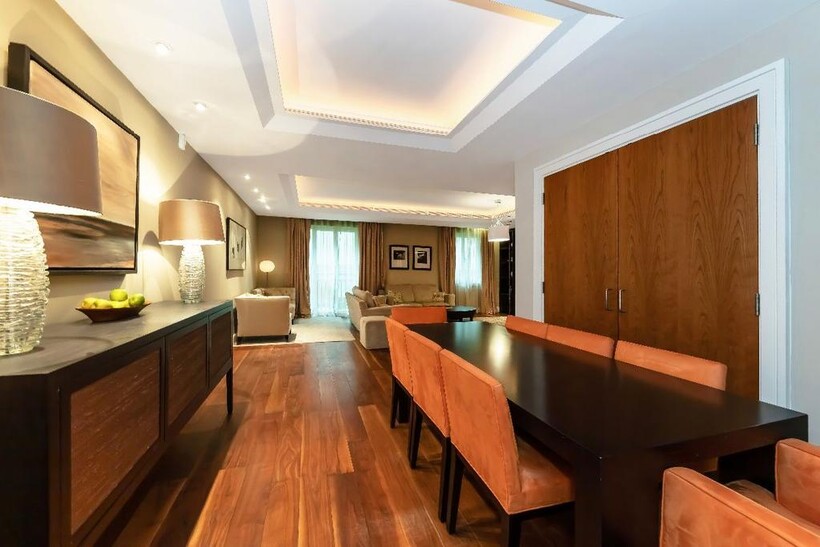 Lancelot Place, SW7 3 bed apartment to rent - £17,329 pcm (£3,999 pw)