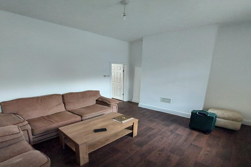 Garston St, Bury BL9 2 bed terraced house to rent - £824 pcm (£190 pw)