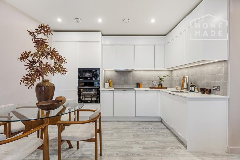 083cab57184660732d524e933139