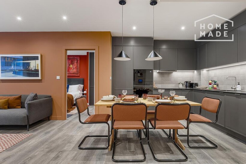 8e5324cb2679a563ee9b4d6af0f8