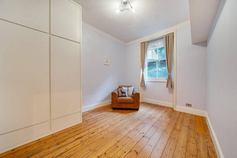 Trebovir Road, Earls Court, London, SW5 2 bed flat to rent - £3,879 pcm (£895 pw)