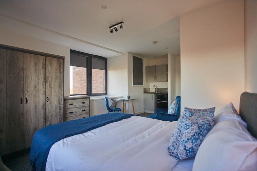 Birch Street, Wolverhampton WV1 1 bed apartment to rent - £760 pcm (£175 pw)