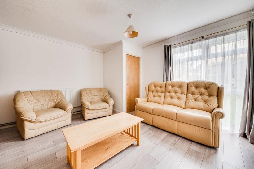 Somner Close, Canterbury. 5 bed house to rent - £2,136 pcm (£493 pw)