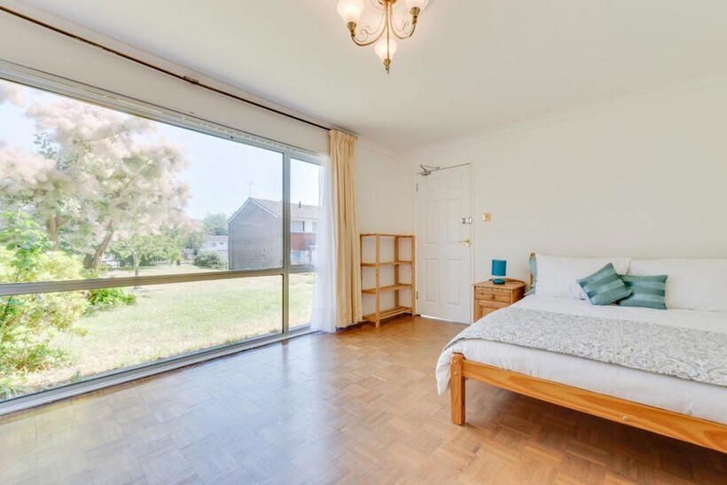 Somner Close, Canterbury 5 bed house to rent - £2,383 pcm (£550 pw)