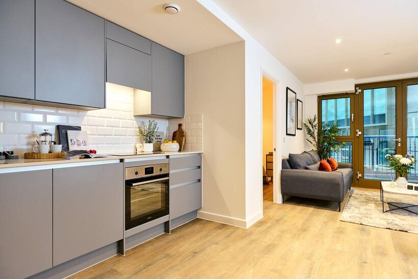 Millwrights Place, Bristol Bristol BS1 2 bed apartment to rent - £1,970 pcm (£455 pw)