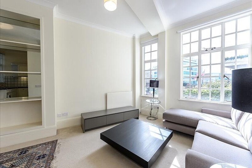 Park Road, London NW8 5 bed apartment to rent - £8,753 pcm (£2,020 pw)