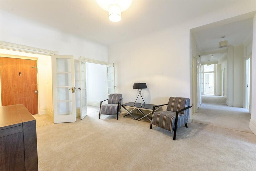 Park Road, London NW8 5 bed apartment to rent - £8,753 pcm (£2,020 pw)