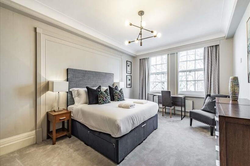 Park Road, London NW8 6 bed flat to rent - £8,999 pcm (£2,077 pw)