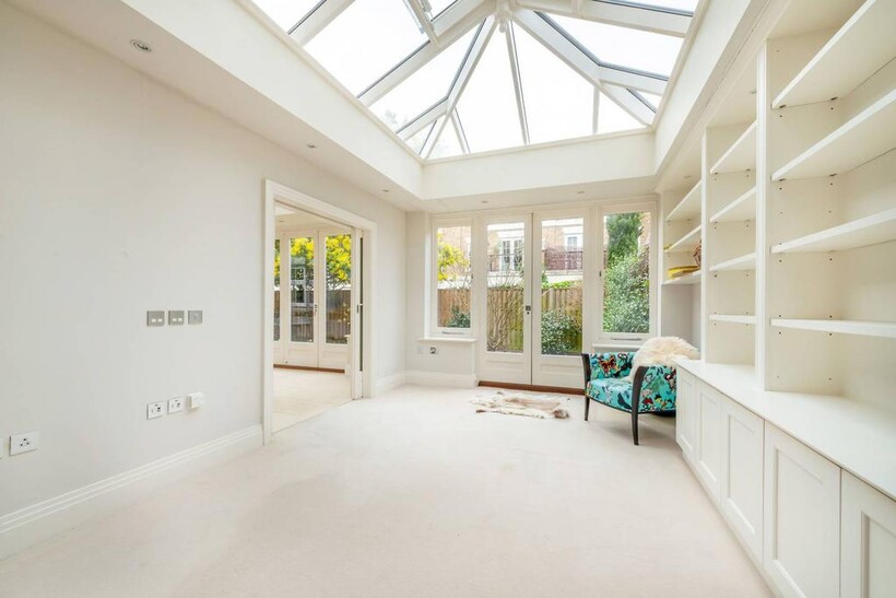 Chalmers Way, St Margarets... 5 bed detached house to rent - £7,003 pcm (£1,616 pw)