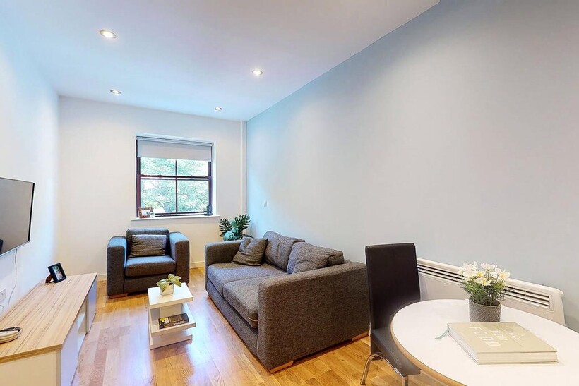 Apt 12, Crown Residence, 81-89 George... 1 bed apartment to rent - £960 pcm (£222 pw)
