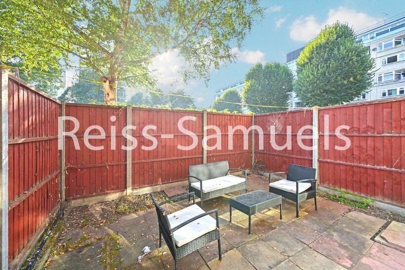 Cooks Road, Kennington, London SE17 4 bed terraced house to rent - £4,073 pcm (£940 pw)