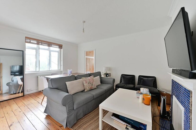 Keswick Road, East Putney, London, SW15 1 bed flat to rent - £2,800 pcm (£646 pw)