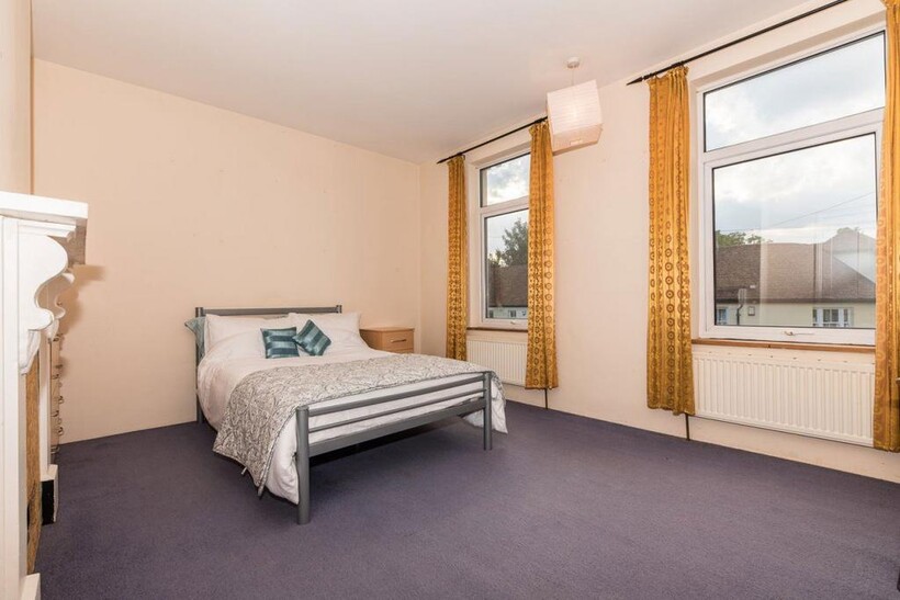 Wincheap, Canterbury 4 bed house to rent - £1,391 pcm (£321 pw)