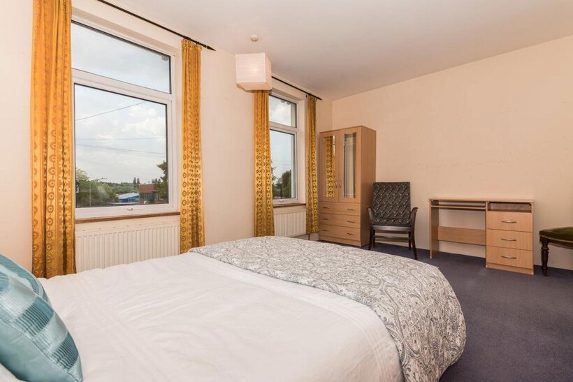 Wincheap, Canterbury 4 bed house to rent - £1,391 pcm (£321 pw)