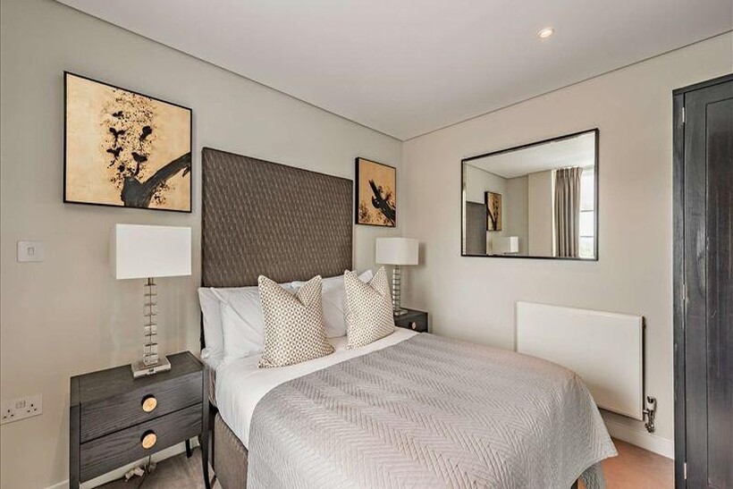 Paddington, London W2 3 bed flat to rent - £7,150 pcm (£1,650 pw)