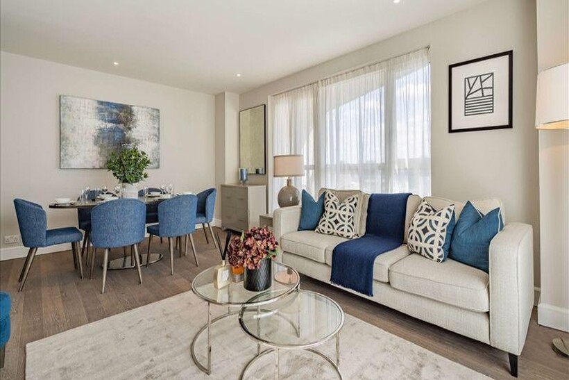 Westferry Circus, London E14 2 bed apartment to rent - £3,913 pcm (£903 pw)