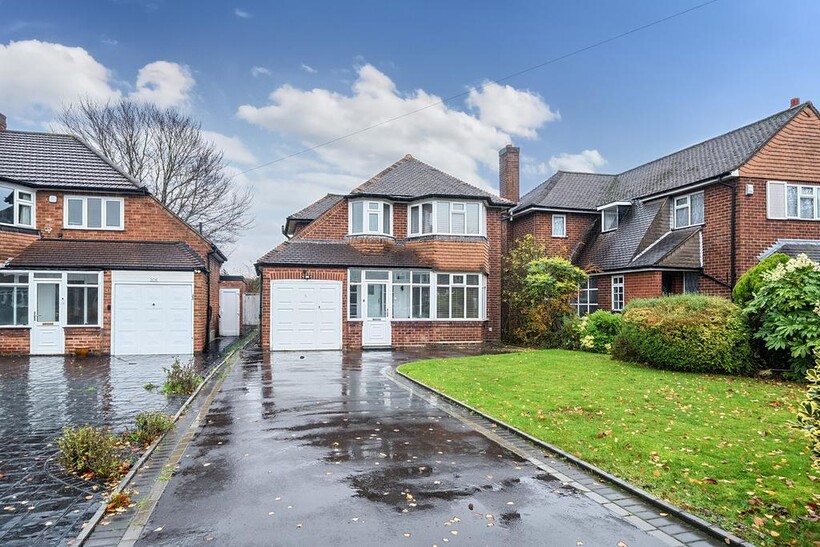 Sutton Coldfield B74 3 bed detached house to rent - £1,800 pcm (£415 pw)