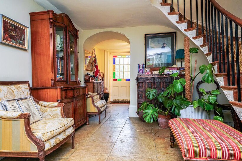 Holwell 6 bed country house to rent - £7,500 pcm (£1,731 pw)