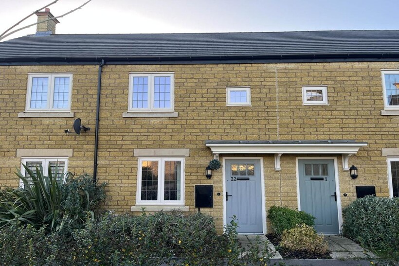 Phillips Drive, Chipping Norton 2 bed terraced house to rent - £1,370 pcm (£316 pw)