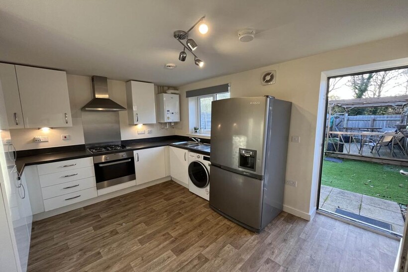 Phillips Drive, Chipping Norton 2 bed terraced house to rent - £1,370 pcm (£316 pw)