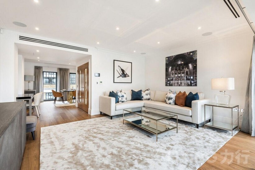 Rainville Road, Fulham, W6 9UF 3 bed terraced house to rent - £12,175 pcm (£2,810 pw)