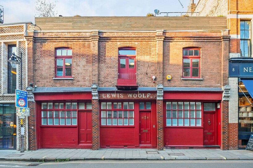 Park Street, London SE1 5 bed townhouse to rent - £17,500 pcm (£4,038 pw)