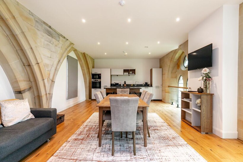 Rye Road, Hawkhurst TN18 3 bed maisonette to rent - £1,695 pcm (£391 pw)