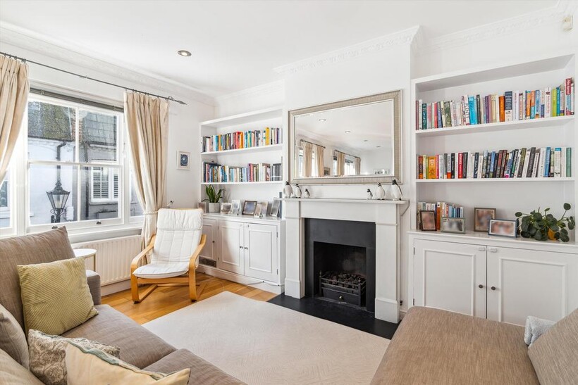 Fulton Mews, London, W2. 3 bed terraced house to rent - £6,899 pcm (£1,592 pw)