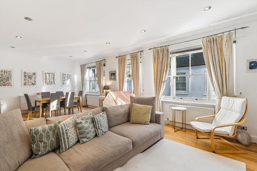 Fulton Mews, London, W2. 3 bed terraced house to rent - £6,899 pcm (£1,592 pw)